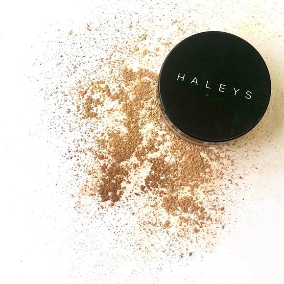 RE:START Mineral Makeup - Picture 2 of 12